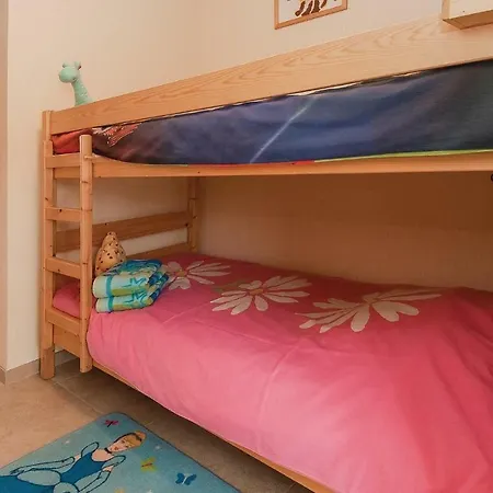 Twelve-bedroom Holiday In Zuienkerke-de Haan De Haan