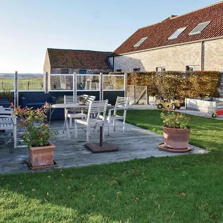Tatil Evi Twelve-bedroom Holiday In Zuienkerke-de Haan